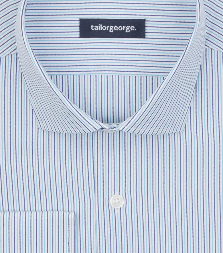 Bügelleichtes, schlichtes weißes Popeline-Hemd